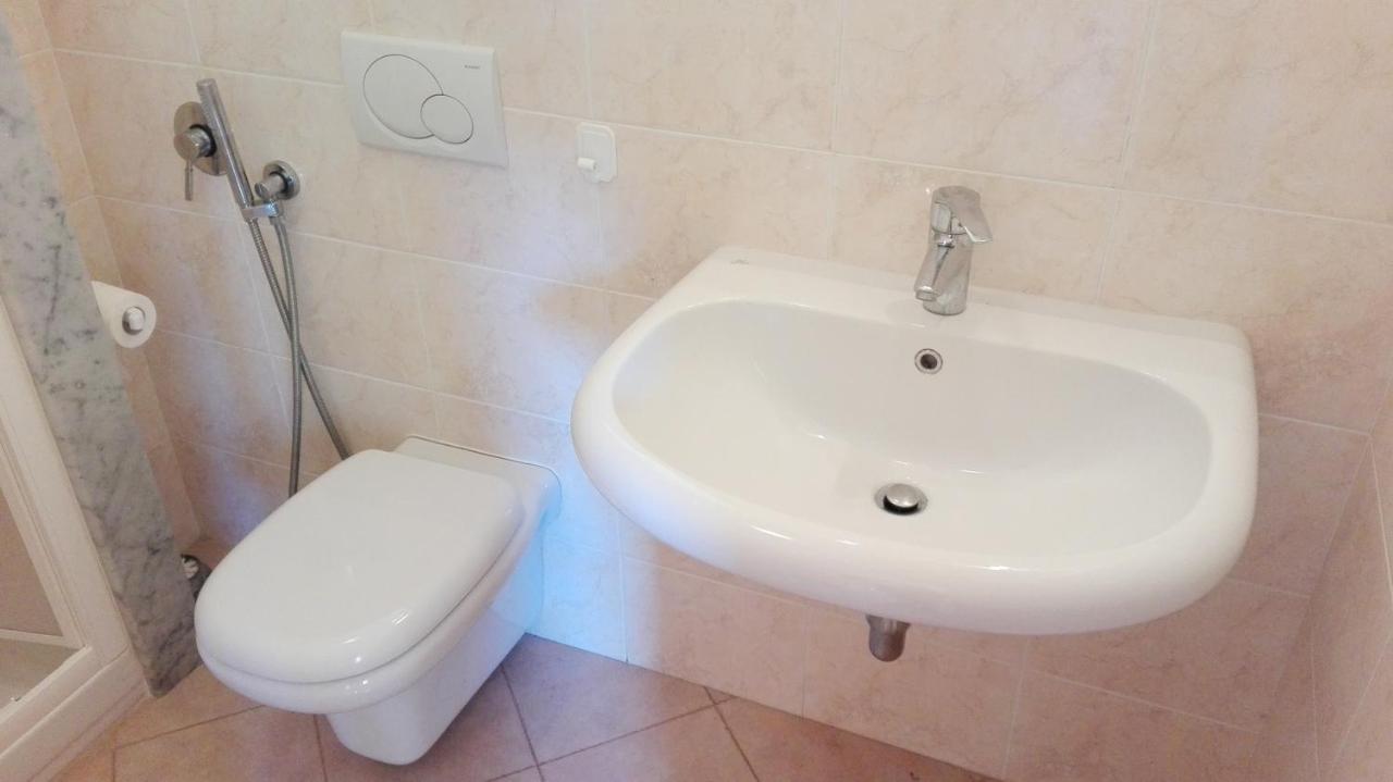 Amelie House Appartement Levanto Buitenkant foto